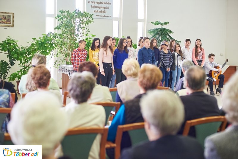 Anyák napi ünnepség a Rotary szervezésében