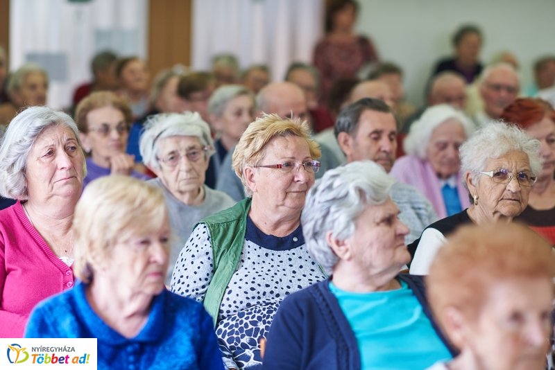 Anyák napi ünnepség a Rotary szervezésében