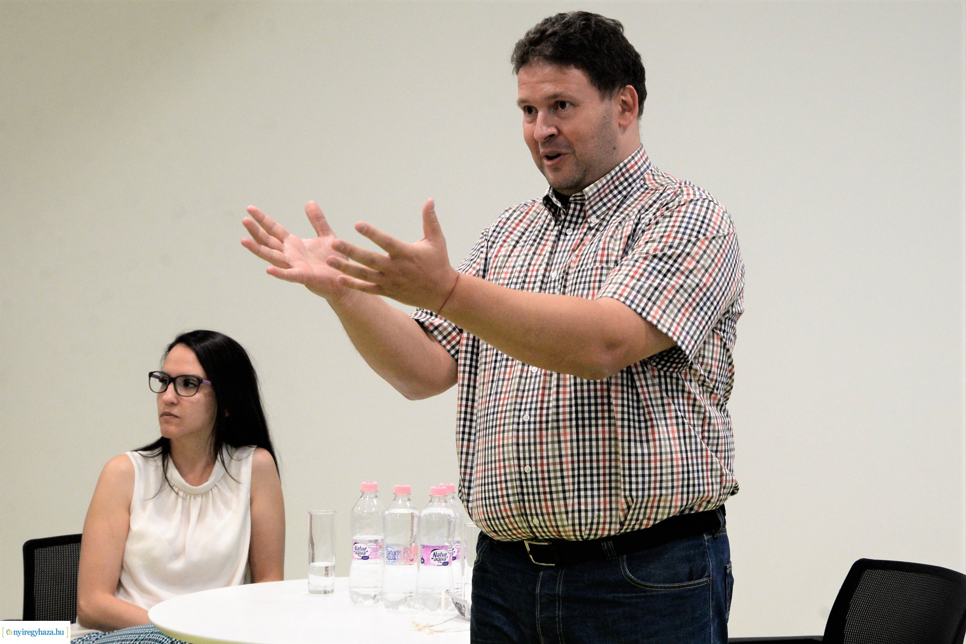 Anyu a kötéltáncos - előadás a Család és KarrierPONT szervezésében (1)