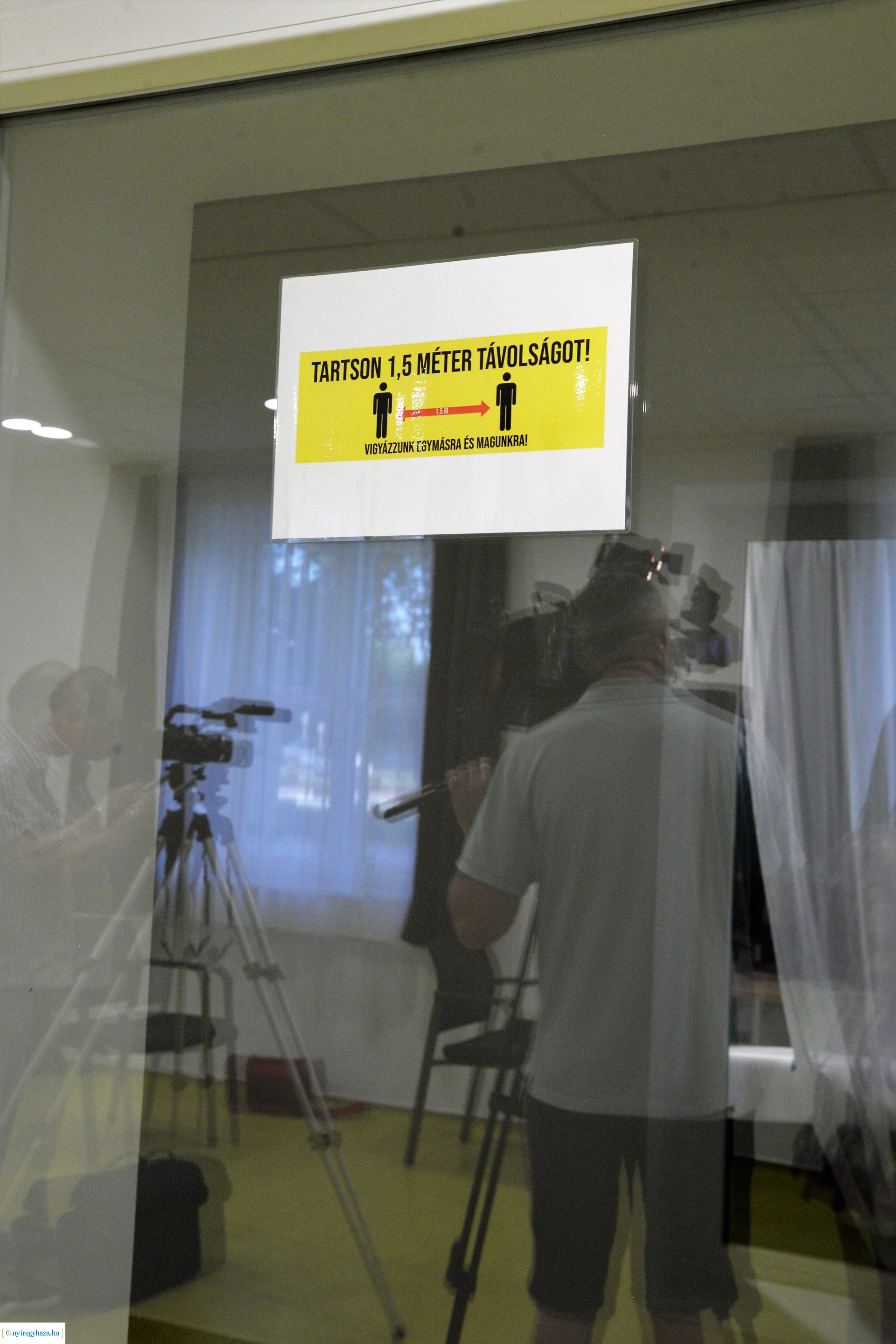 Anyu a kötéltáncos - előadás a Család és KarrierPONT szervezésében (2)