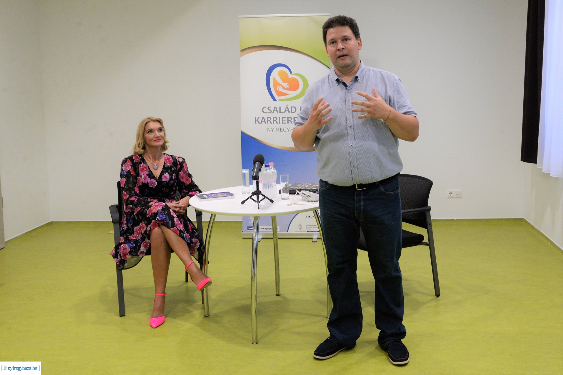 Anyu a kötéltáncos - előadás a Család és KarrierPONT szervezésében (2)