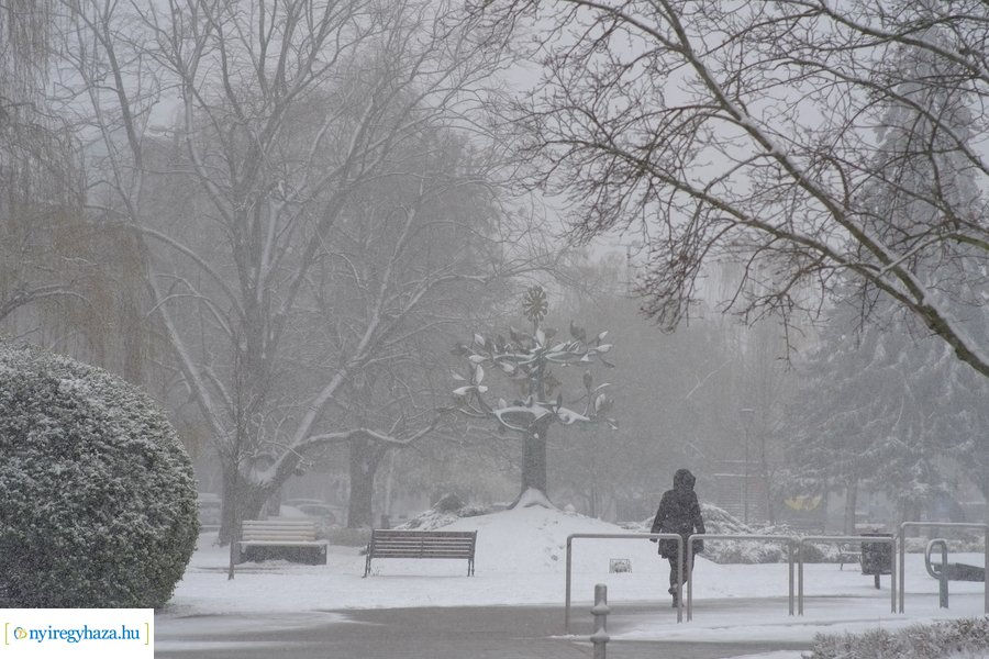 Áprilisi tréfa 20230406