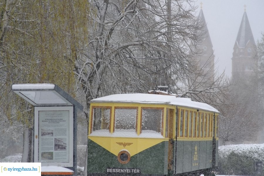 Áprilisi tréfa 20230406