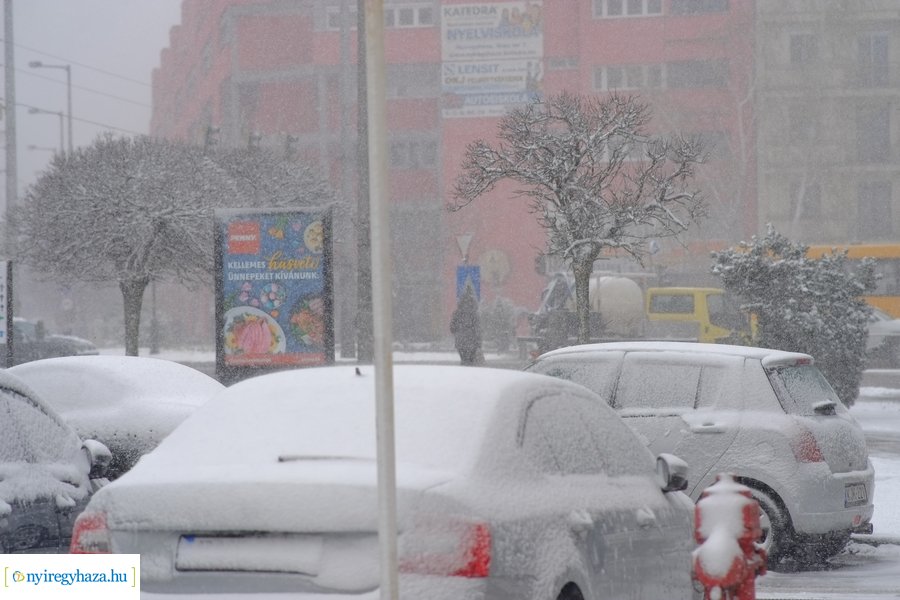 Áprilisi tréfa 20230406