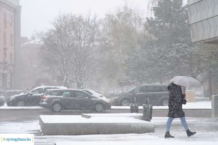 Áprilisi tréfa 20230406