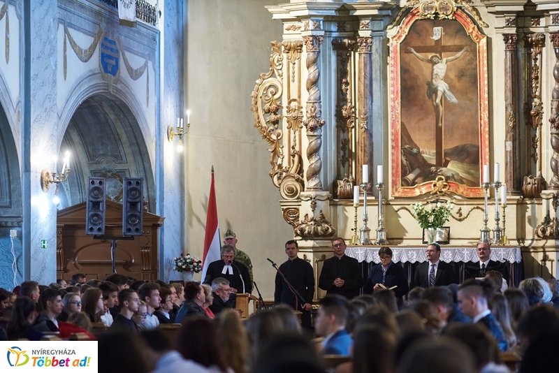 Aradi vértanúkra emlékeztek