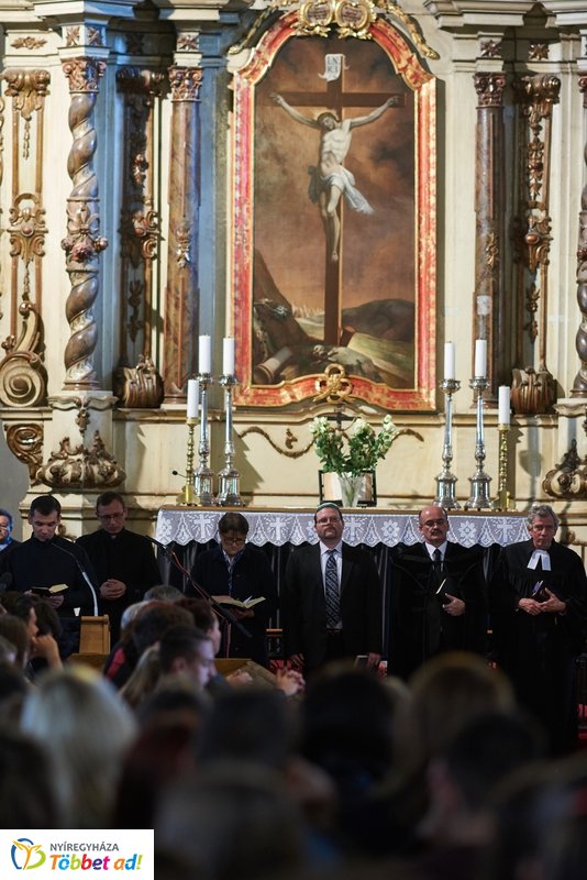 Aradi vértanúkra emlékeztek