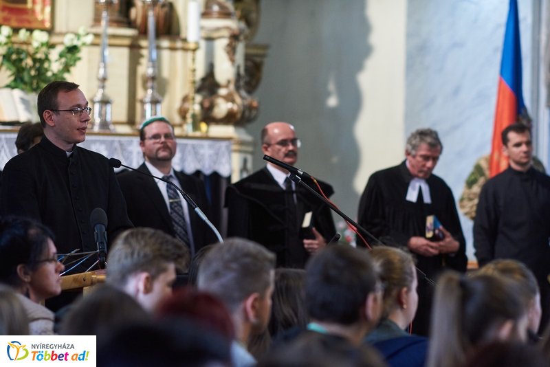 Aradi vértanúkra emlékeztek