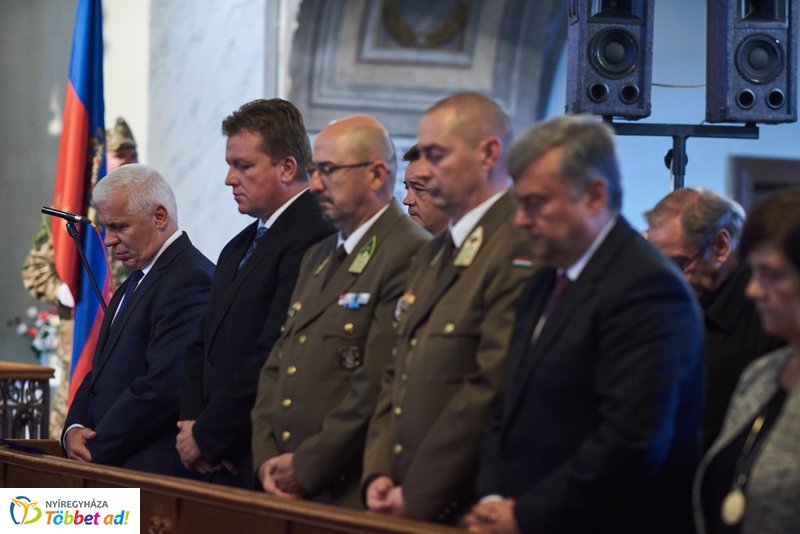 Aradi vértanúkra emlékeztek