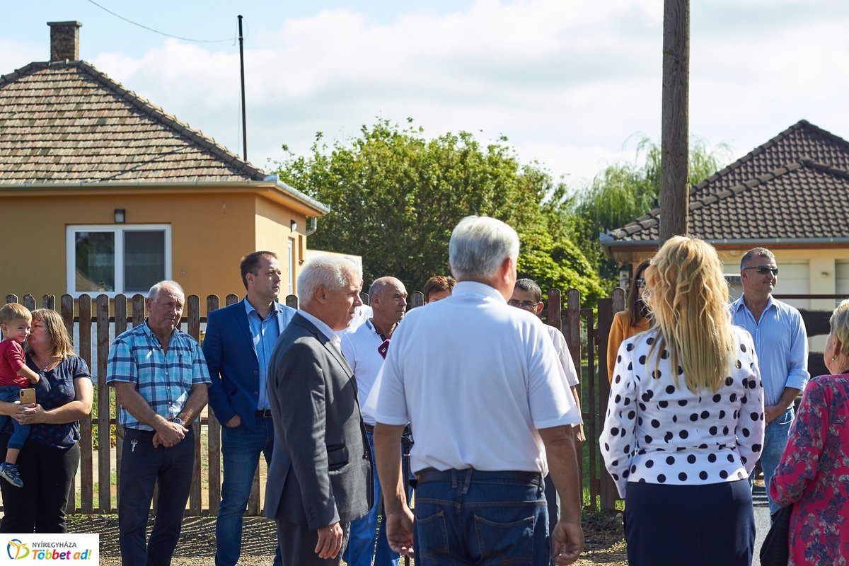 Aranykalász utca fejlesztése