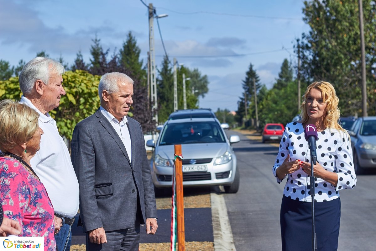 Aranykalász utca fejlesztése
