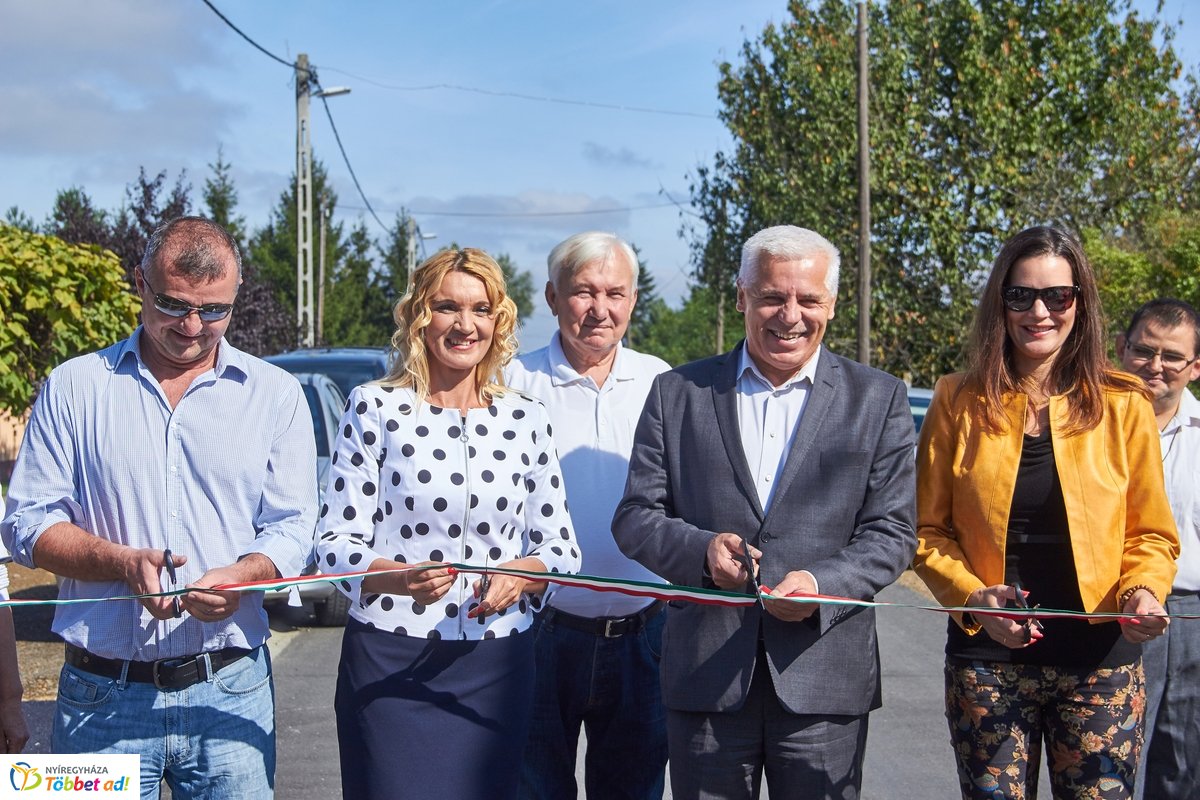 Aranykalász utca fejlesztése