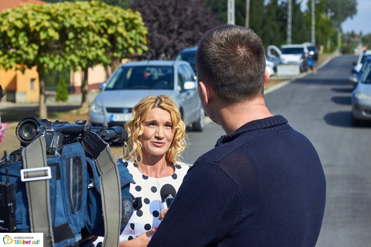 Aranykalász utca fejlesztése