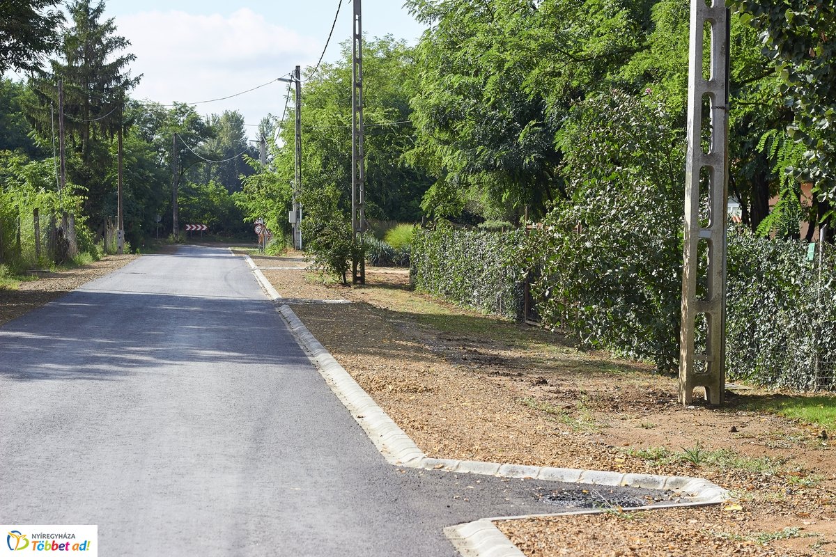 Aranykalász utca fejlesztése