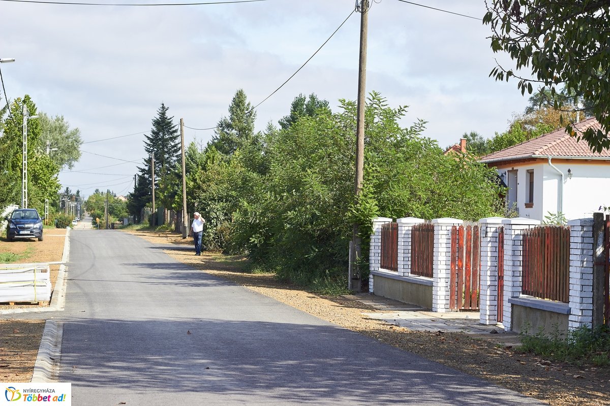 Aranykalász utca fejlesztése