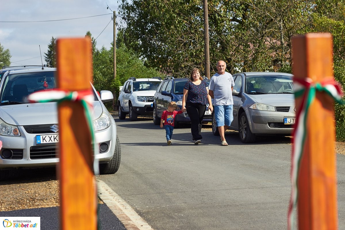 Aranykalász utca fejlesztése