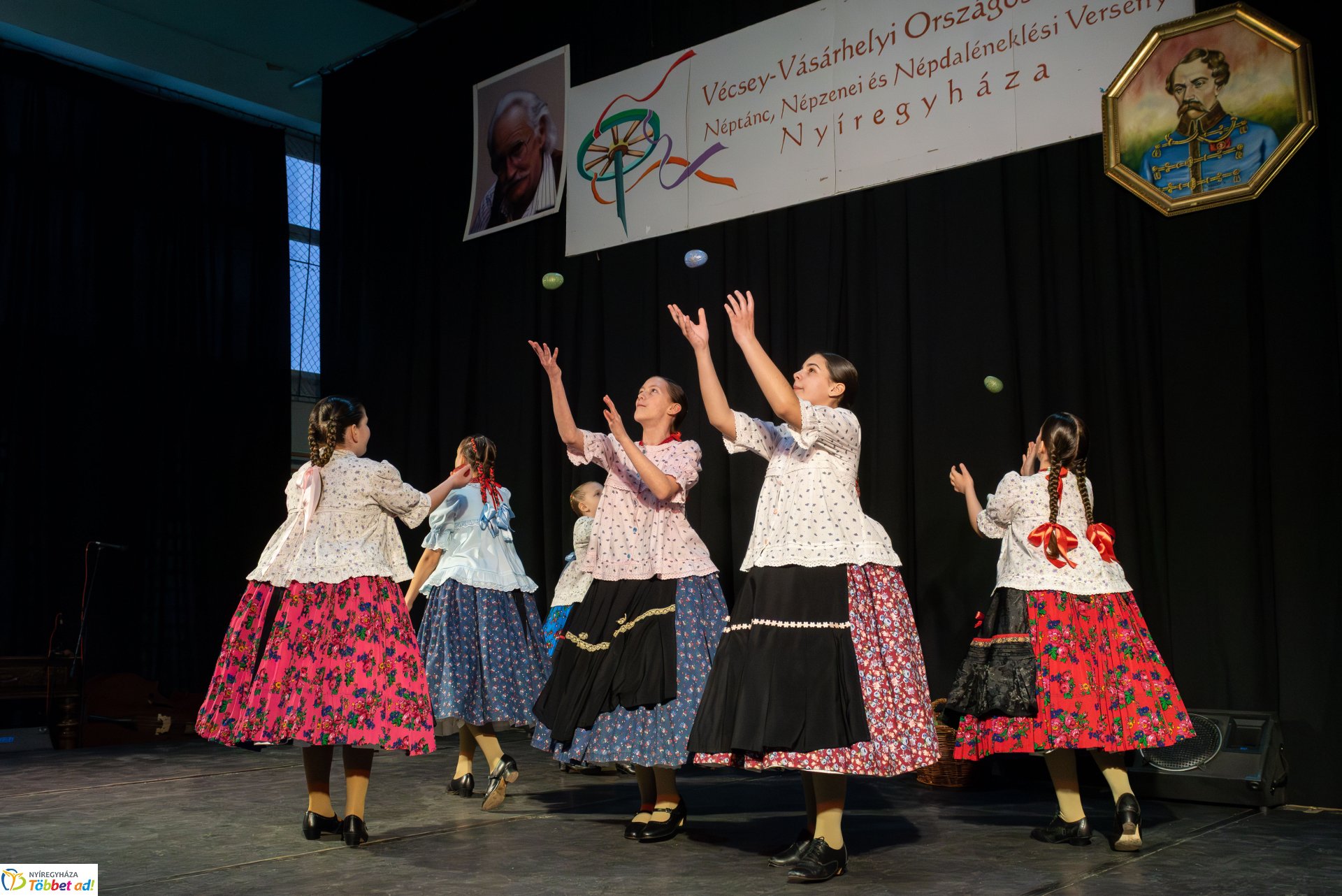 Aranyosan köszöntötték...