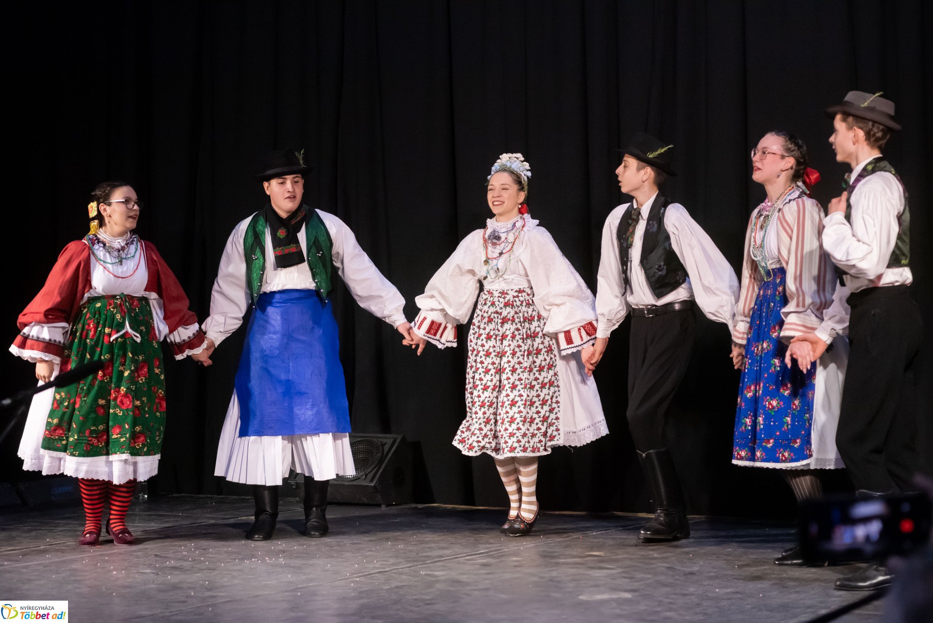 Aranyosan köszöntötték...