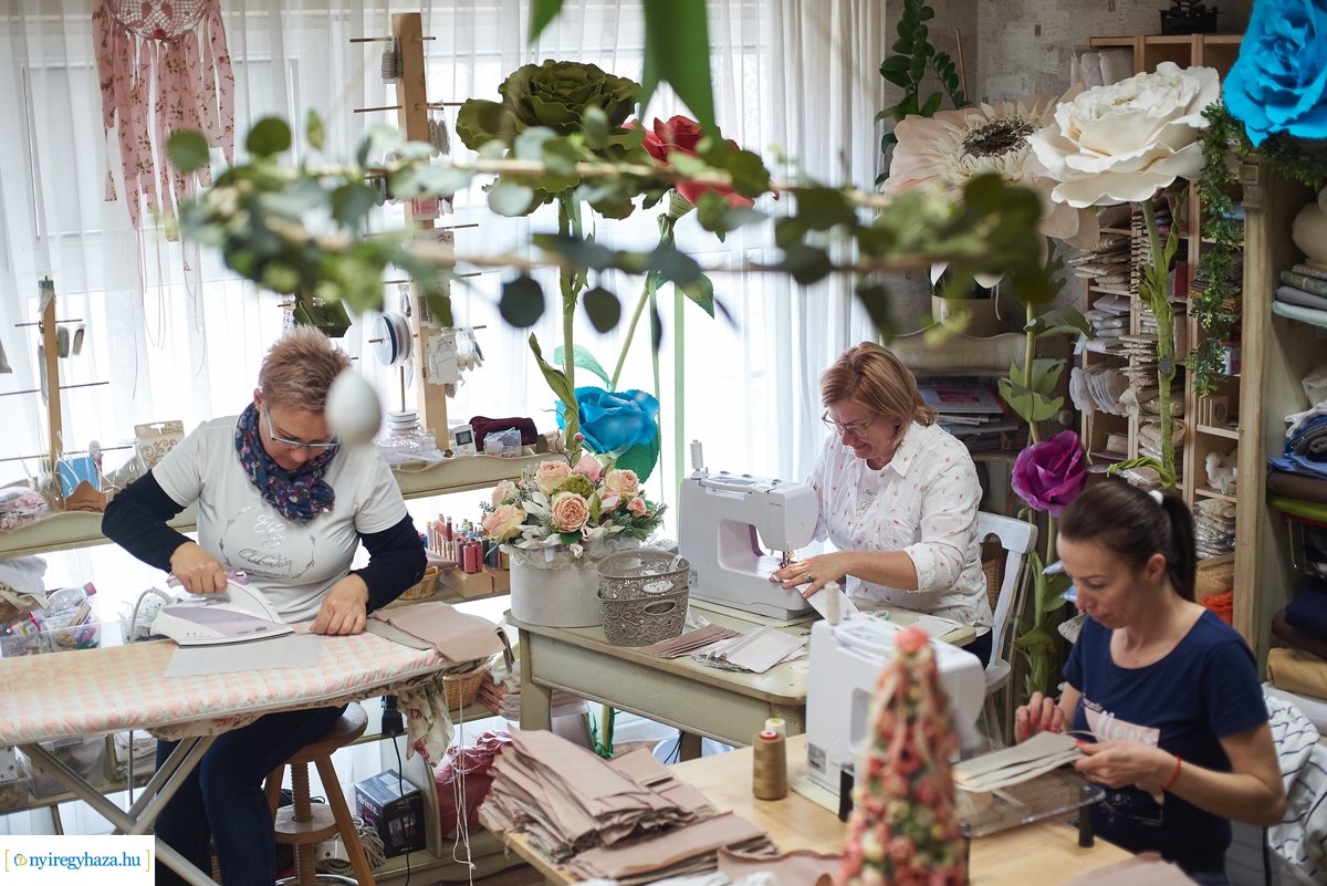 Szájmaszk készítés és felajánlás egy kézműves műhelytől