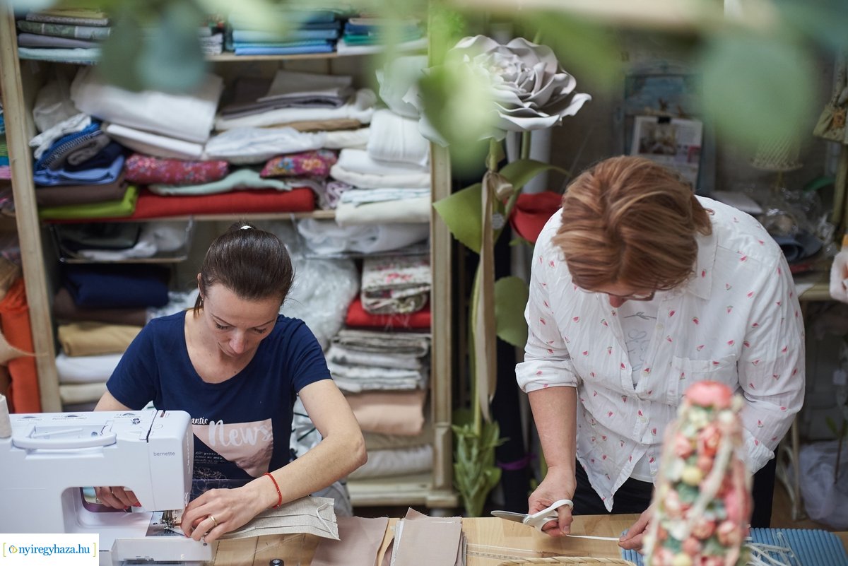 Szájmaszk készítés és felajánlás egy kézműves műhelytől