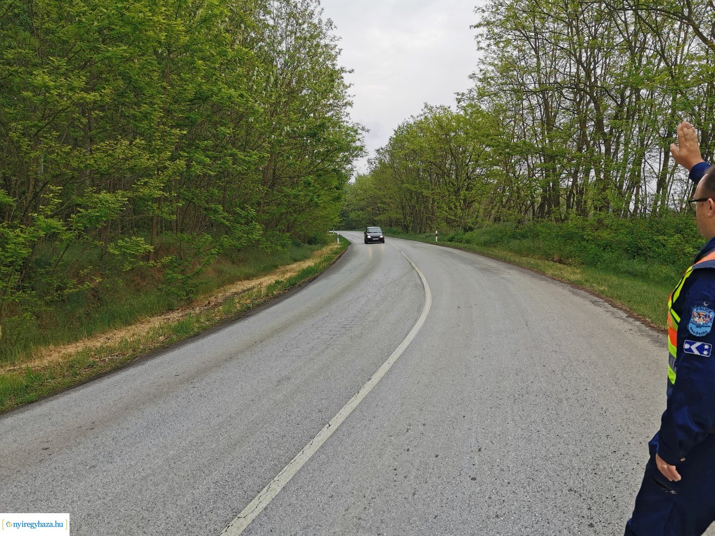 Árokba baorult egy autó