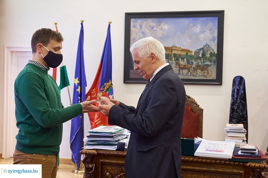 Art is business díjátadó