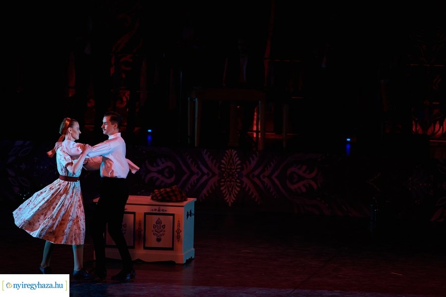 Ásó, kapa, nagyharang - Folk Fél Hét