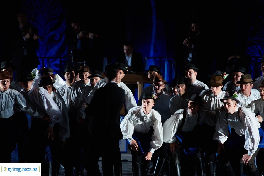 Ásó, kapa, nagyharang - Folk Fél Hét