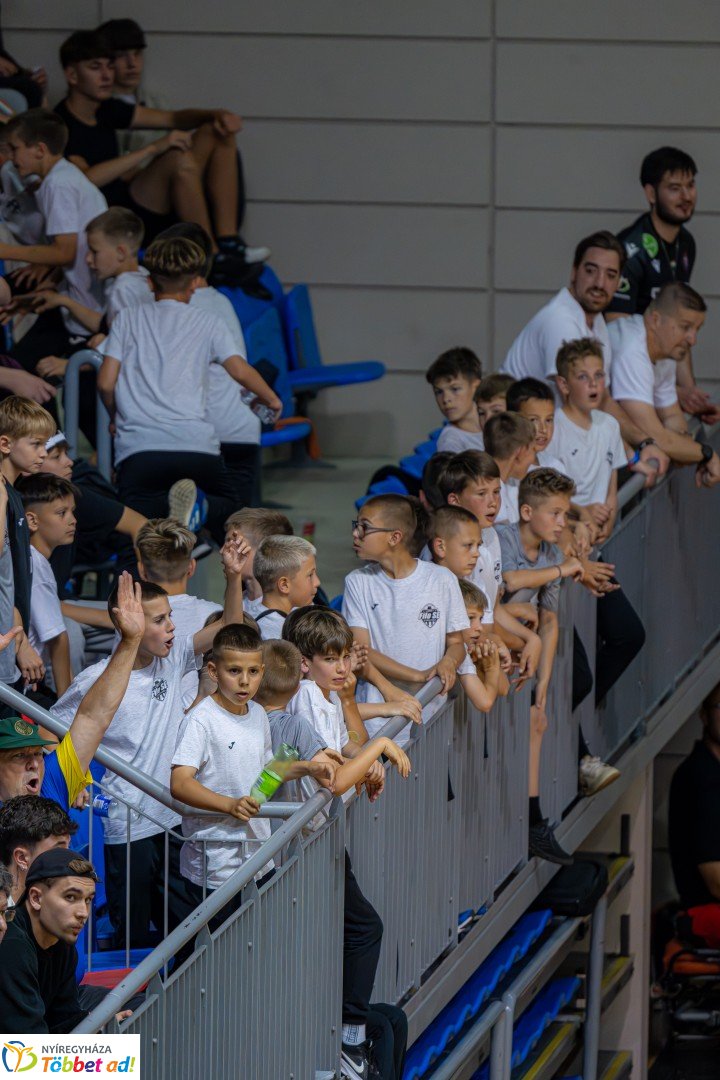 A’Studió Futsal Nyíregyháza – Újpest FC 7–2 (3–1)