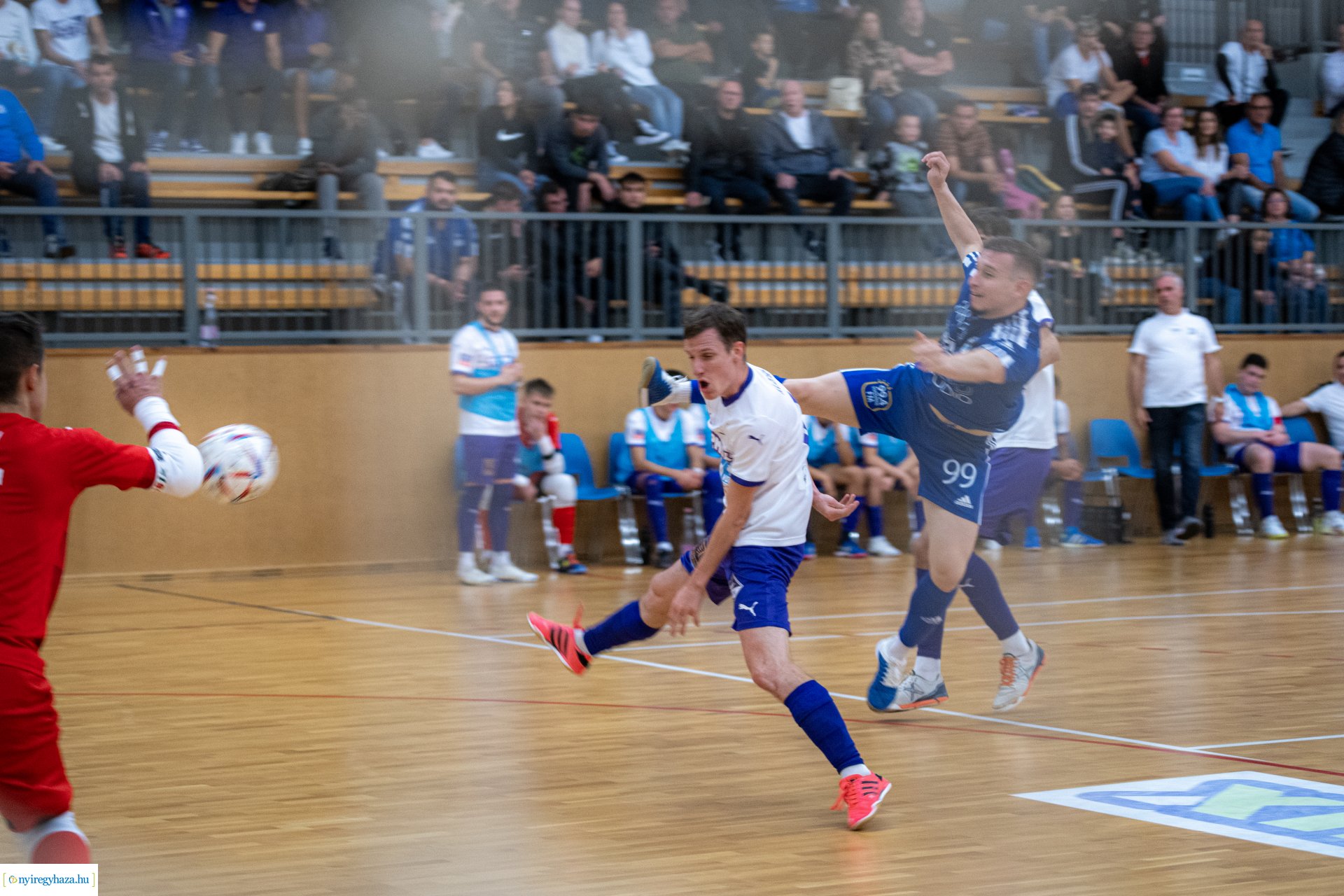 A'Studio Futsal Nyíregyháza Vs. Újpest FC- 220Volt 