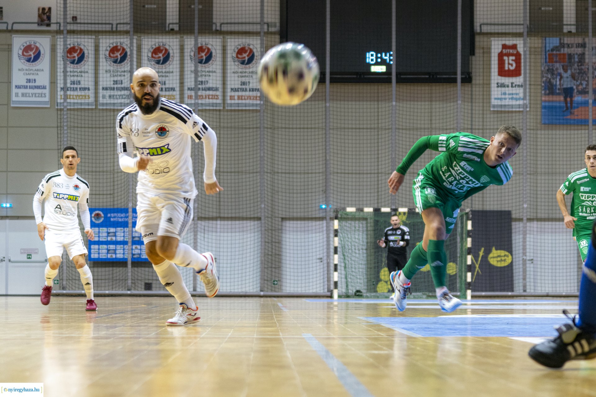 A’Stúdió Futsal Nyíregyháza–Nyírbátori SC futsal mérkőzés a Continental Arénában