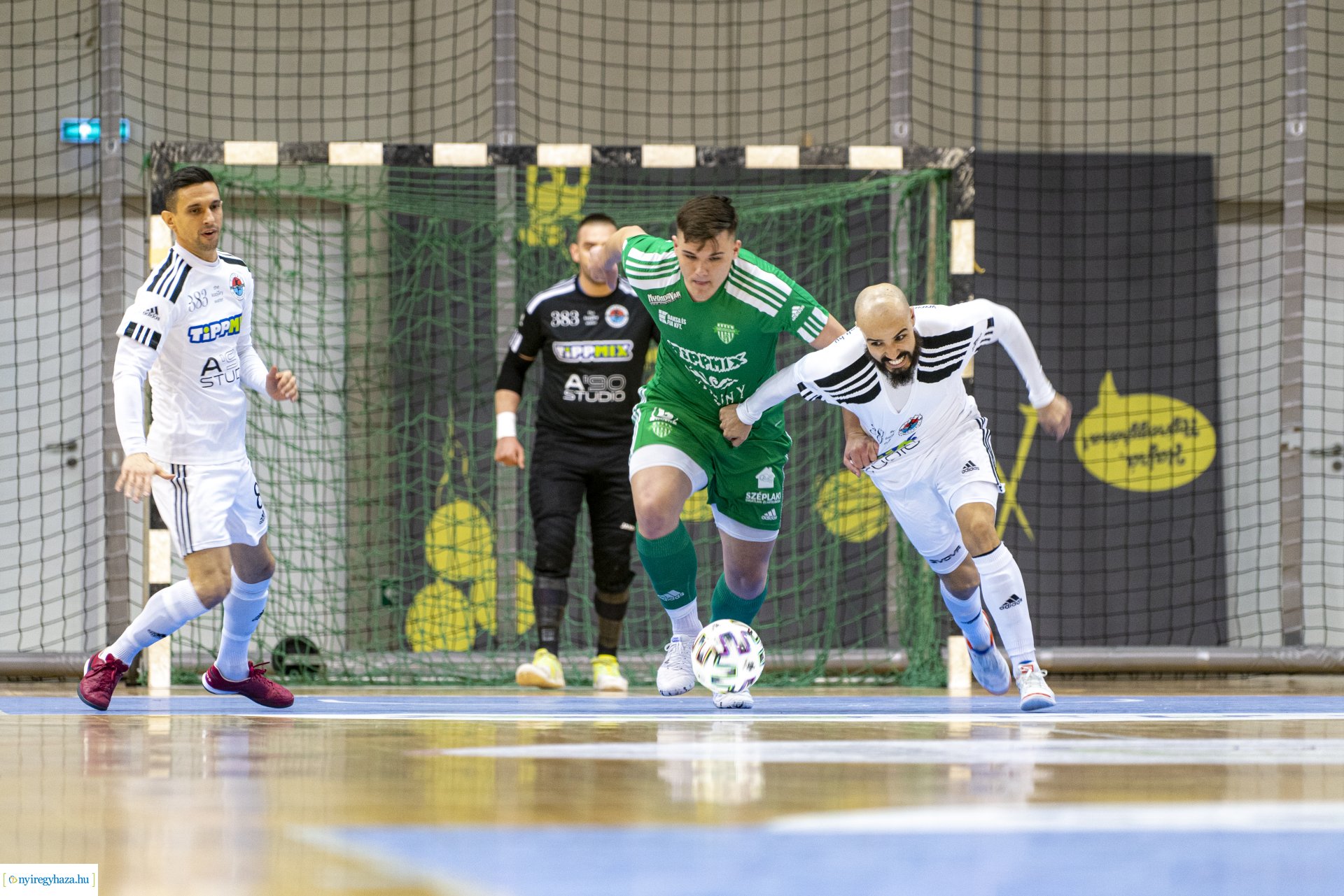 A’Stúdió Futsal Nyíregyháza–Nyírbátori SC futsal mérkőzés a Continental Arénában