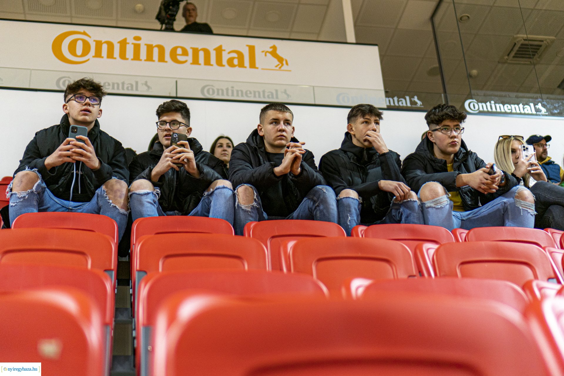 A’Studió Futsal Nyíregyháza–Rubeola FC futsal mérkőzés a Continental Arénéban