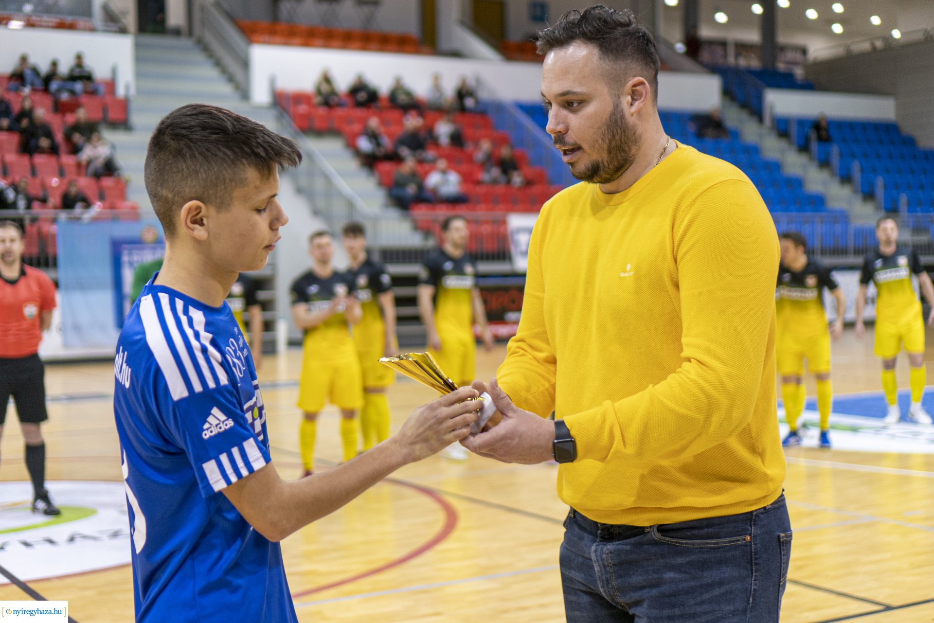 A’Studió Futsal Nyíregyháza–Rubeola FC futsal mérkőzés a Continental Arénéban