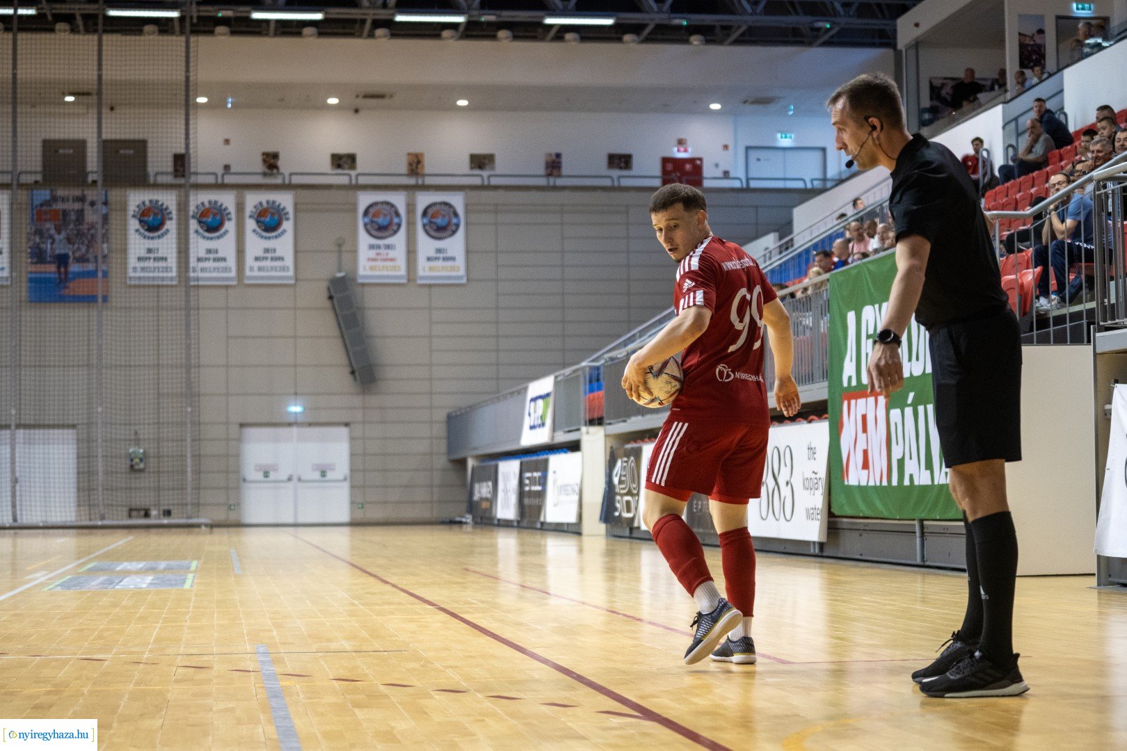 A'Stúdió Futsal vs. SG Kecskemét futsal mérkőzés a Continental Arénában