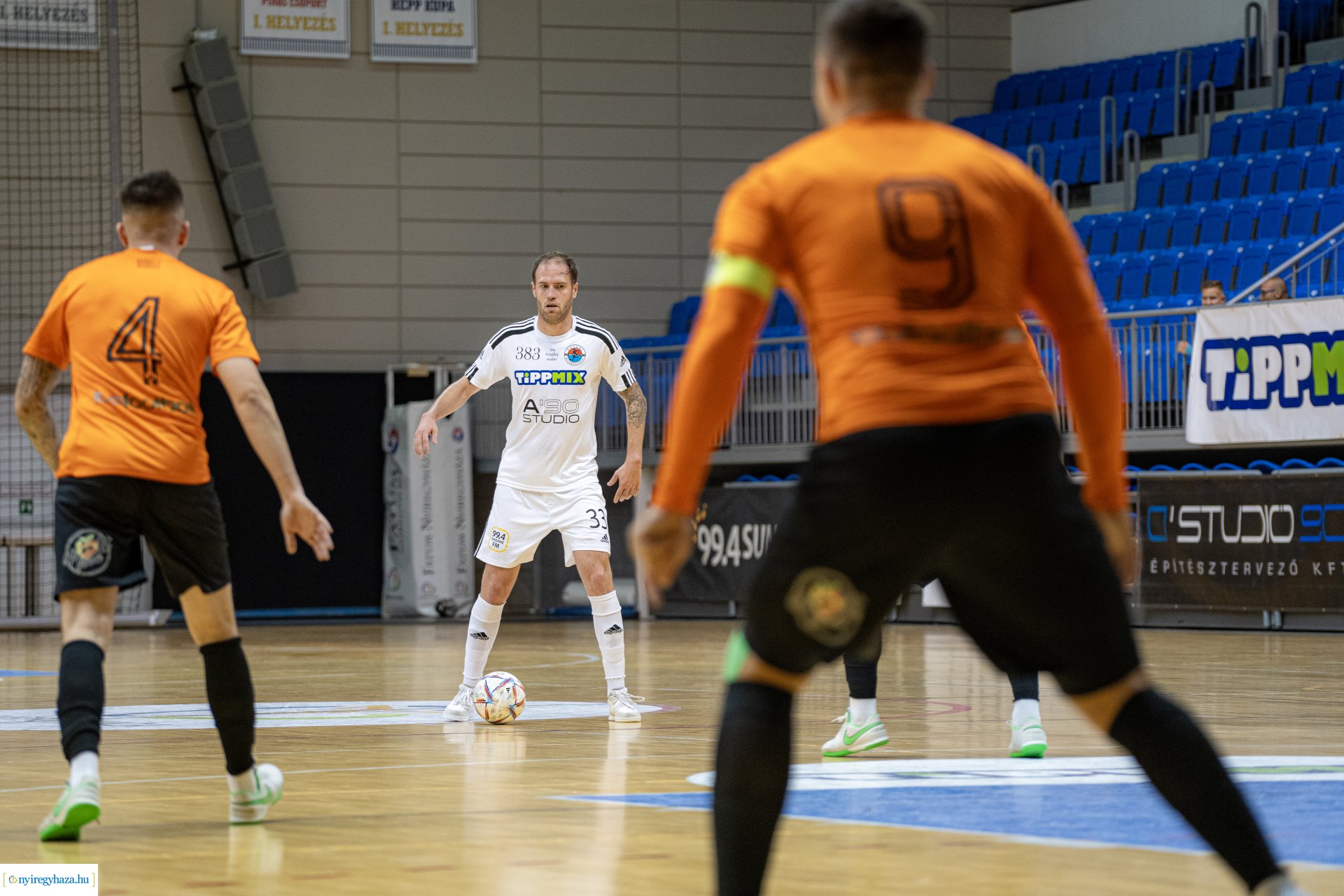 A'Stúdió Nyíregyháza vs Aramis SE futsal mérkőzés a Continental Arénában