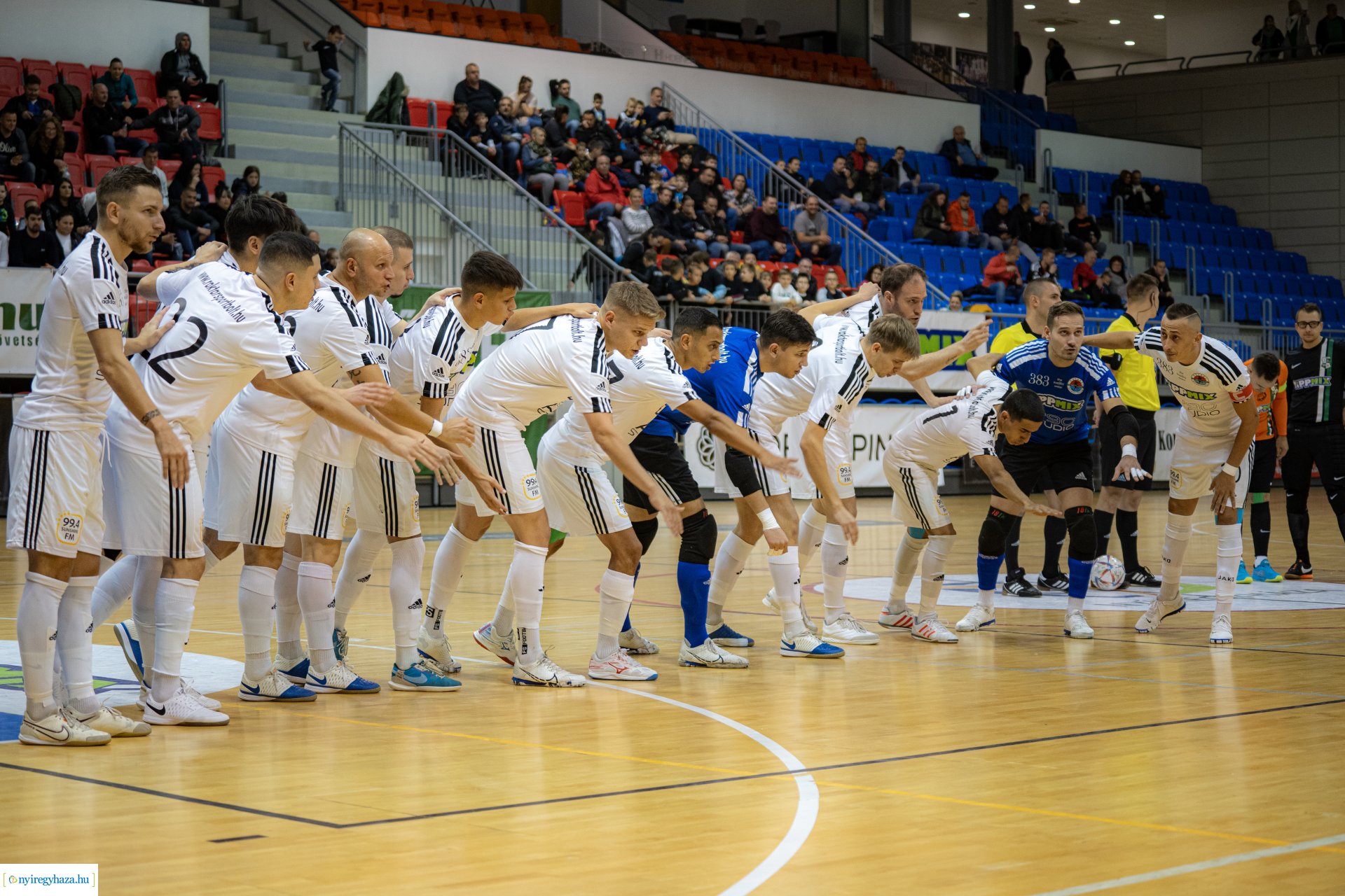 A'Stúdió Nyíregyháza vs Aramis SE futsal mérkőzés a Continental Arénában