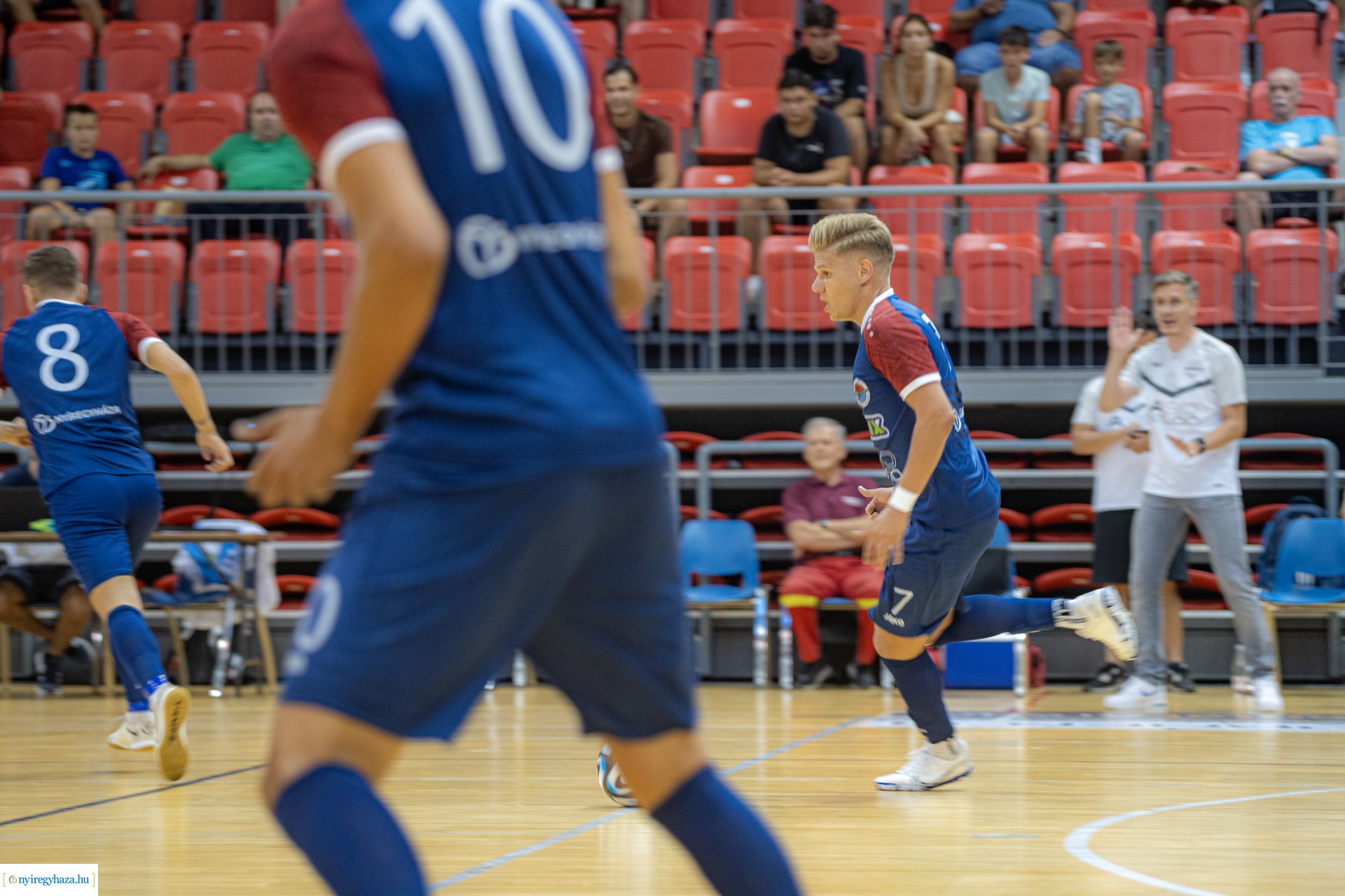 A'STÚDIÓ NYÍREGYHÁZA VS HALADÁS VSE futsal labdarúgó mérkőzés a Continental Arénában