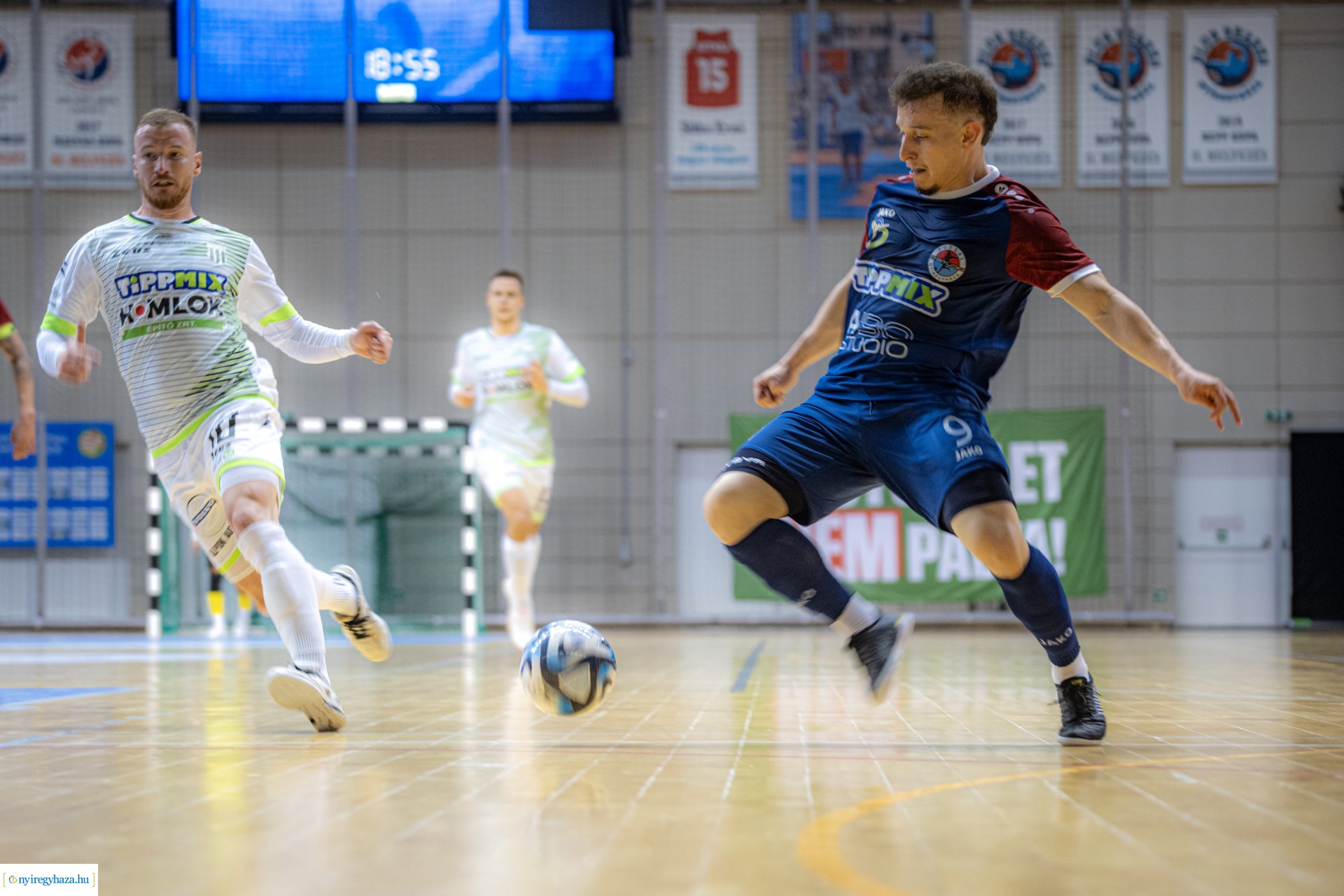 A'STÚDIÓ NYÍREGYHÁZA VS HALADÁS VSE futsal labdarúgó mérkőzés a Continental Arénában
