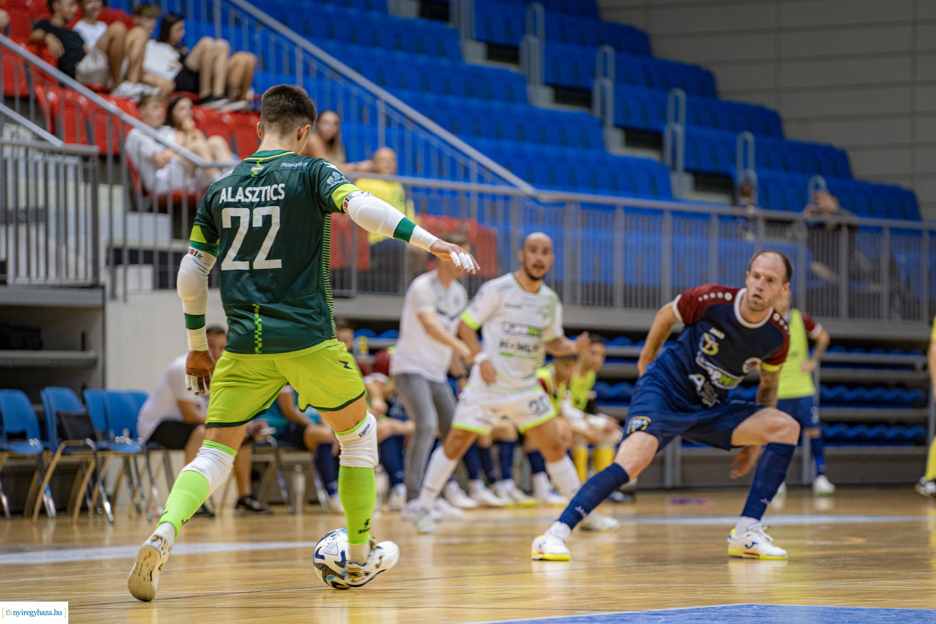 A'STÚDIÓ NYÍREGYHÁZA VS HALADÁS VSE futsal labdarúgó mérkőzés a Continental Arénában