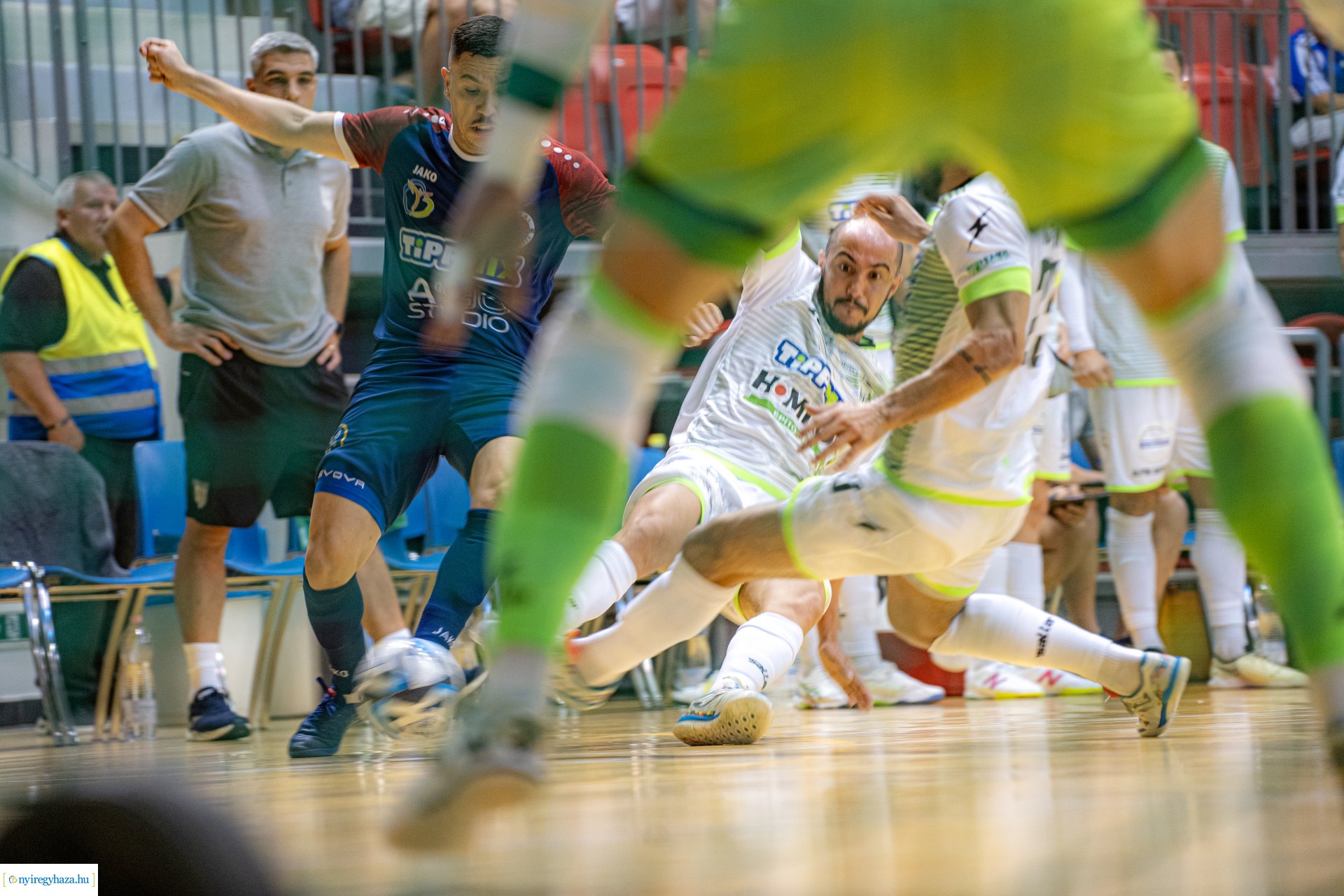 A'STÚDIÓ NYÍREGYHÁZA VS HALADÁS VSE futsal labdarúgó mérkőzés a Continental Arénában