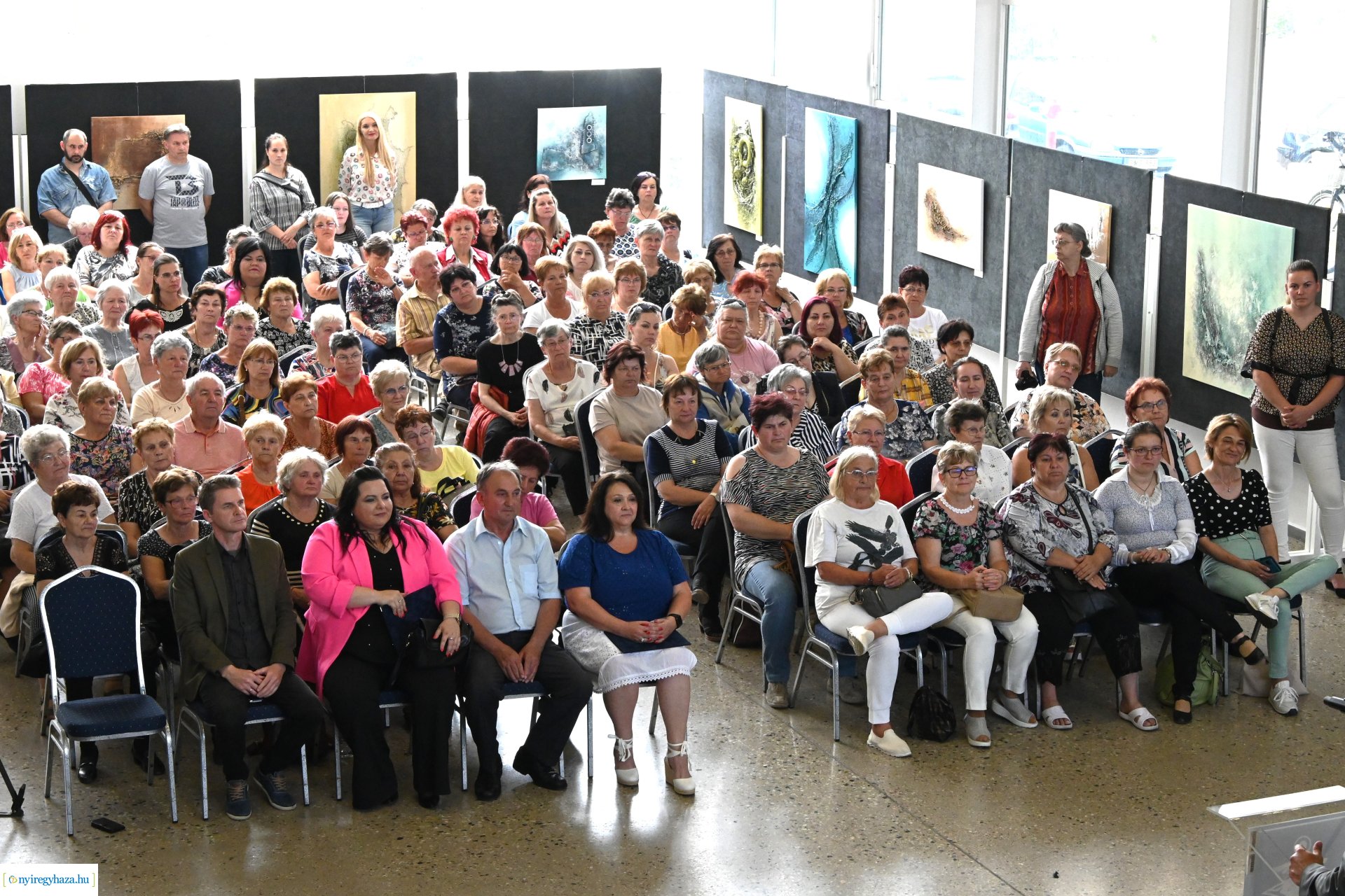 ASzakkör csoportjainak kiállításmegnyitó ünnepsége a VMKK-ban