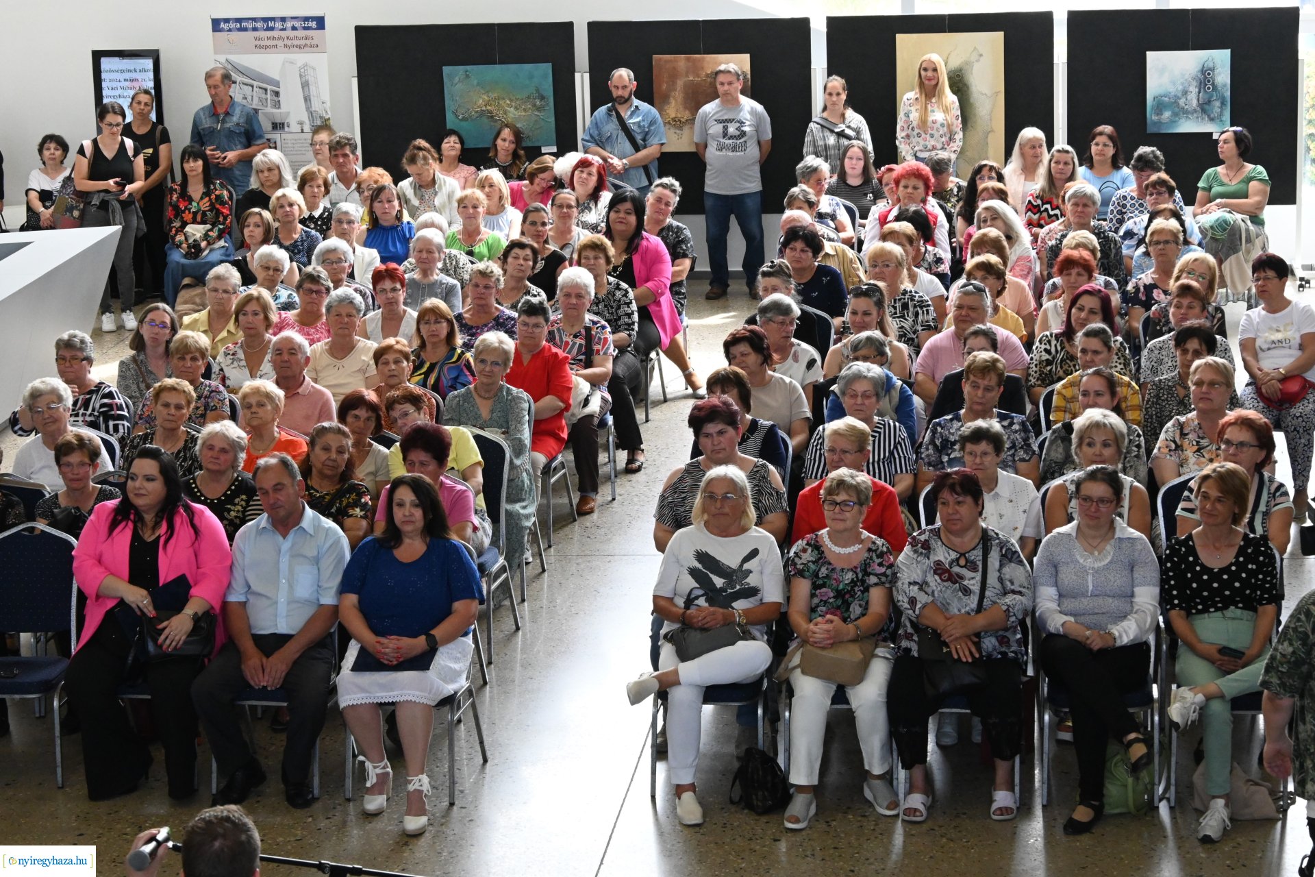 ASzakkör csoportjainak kiállításmegnyitó ünnepsége a VMKK-ban