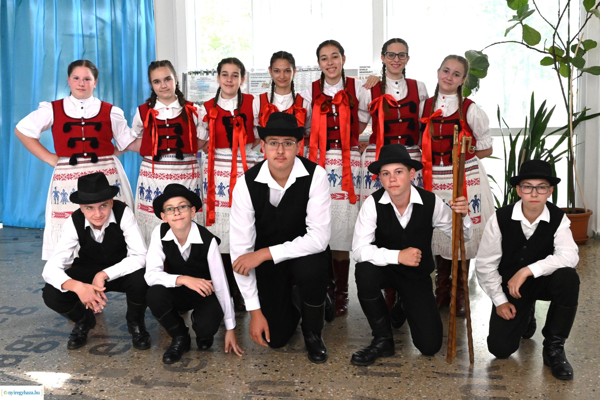 ASzakkör csoportjainak kiállításmegnyitó ünnepsége a VMKK-ban