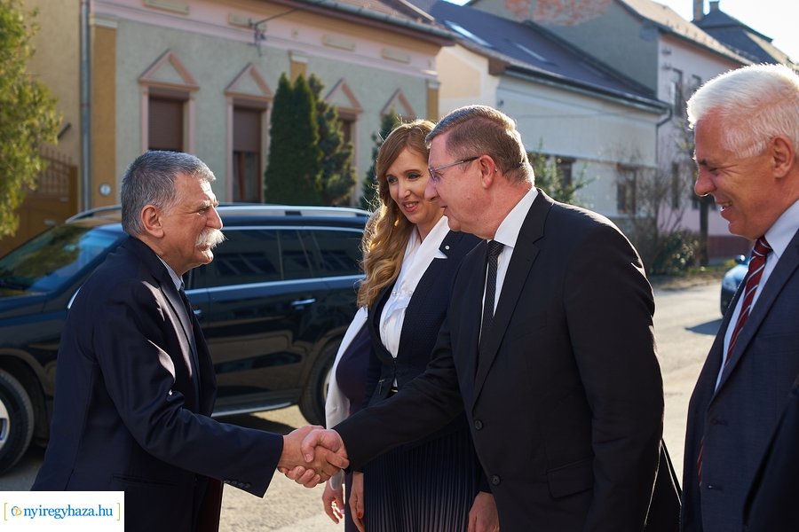 Átadták a református iskolát - 2022