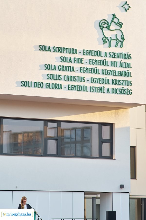 Átadták a református iskolát - 2022