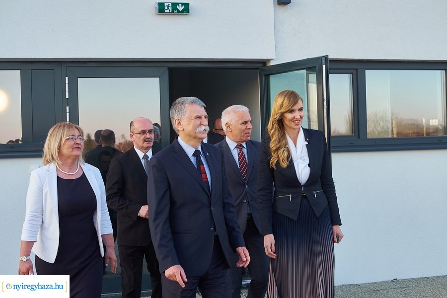 Átadták a református iskolát - 2022