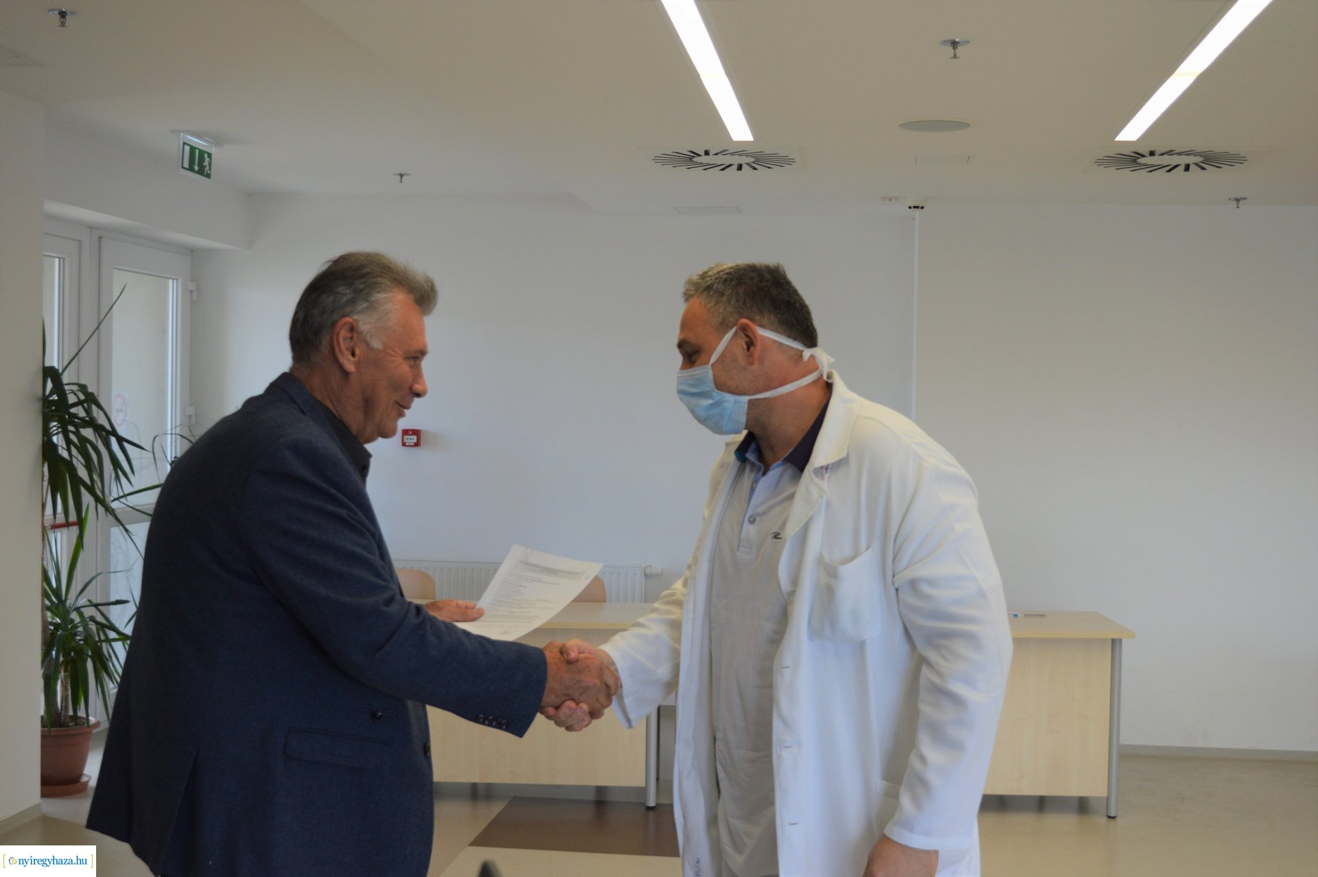 Átadták az osztályvezető főorvosi, ápolói kinevezéseket 