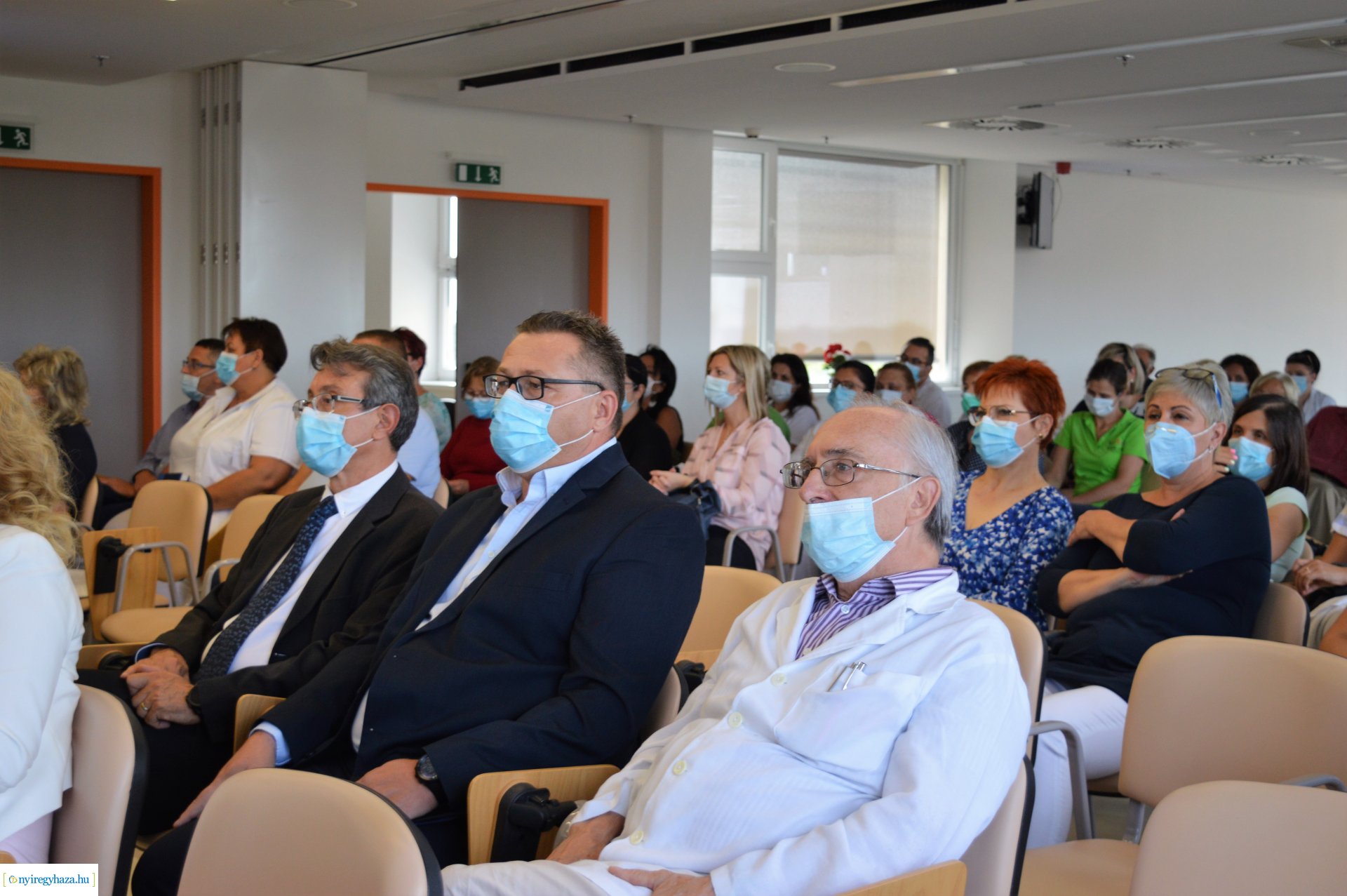 Átadták az osztályvezető főorvosi, ápolói kinevezéseket 