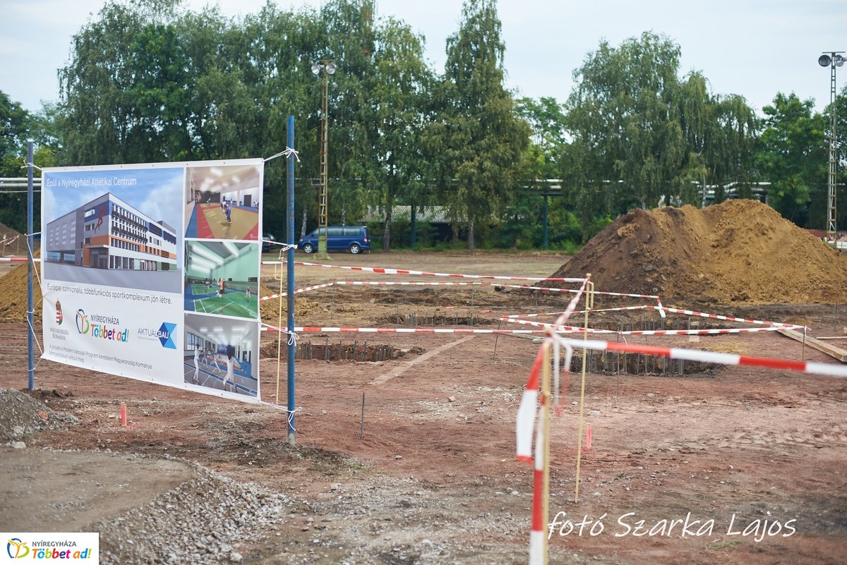 Atlétikai Centrum alapkőletétele
